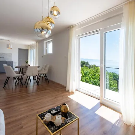 Pet Friendly In Bregi With House Sea View 別荘 *