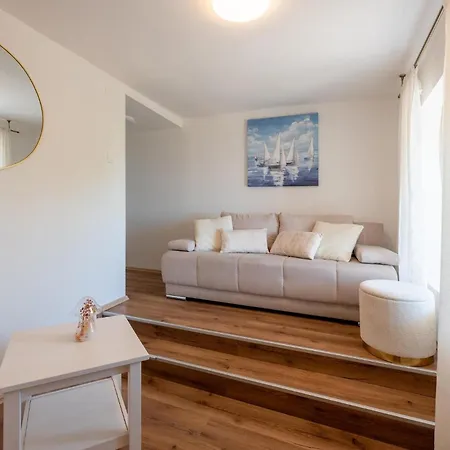 別荘 Pet Friendly In Bregi With House Sea View