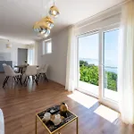 Pet Friendly In Bregi With House Sea View بيت للعطل *