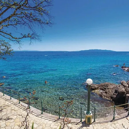 Pet Friendly In Bregi With House Sea View Breza