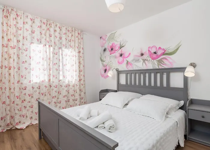 Cozy In Bregi With Wifi Holiday home *