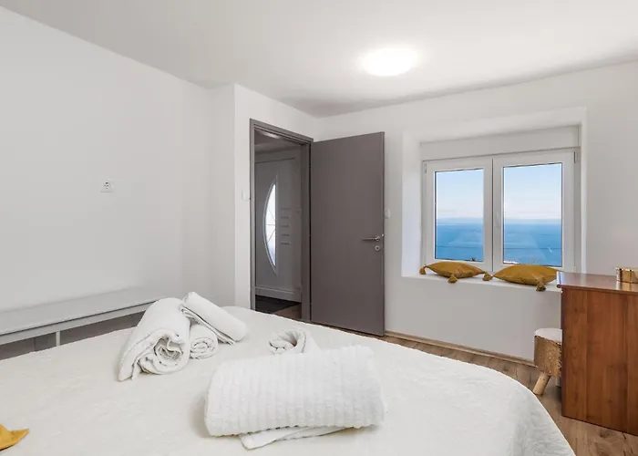 Cozy In Bregi With Wifi Holiday home Breza